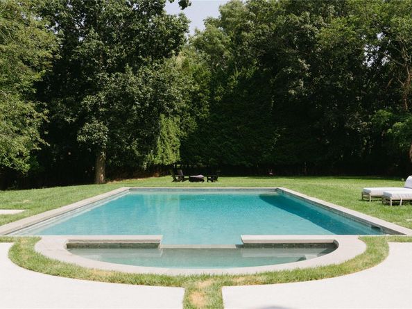 334 Noyack Road, Southampton NY 11968