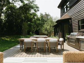 334 Noyack Road, Southampton NY 11968