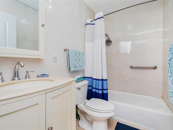 2695 Shell Road 3D, Brooklyn NY 11223
