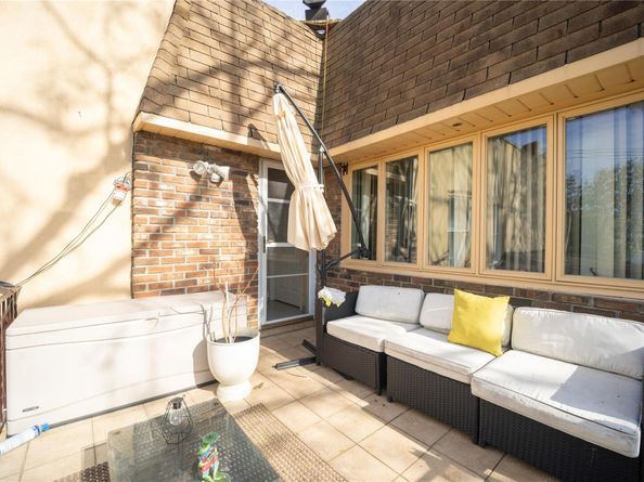 3252 Waterbury Avenue 1, Bronx NY 10465