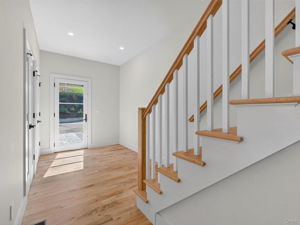 64 Stonehouse Road, Somers NY 10589