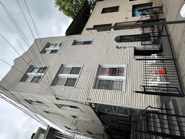 1466 Needham Avenue, Bronx NY 10469