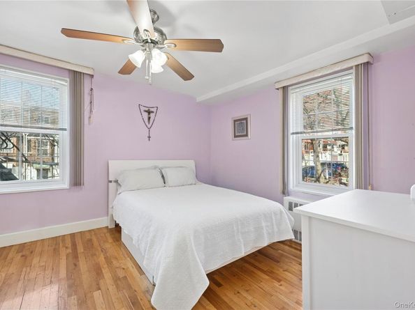 140-35 Burden Crescent 206, Briarwood NY 11435