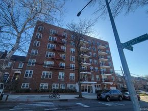 65-15 Alderton Street 1G, Rego Park NY 11374
