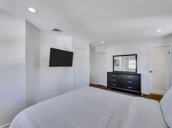 10 Carol Drive, Bethpage NY 11714