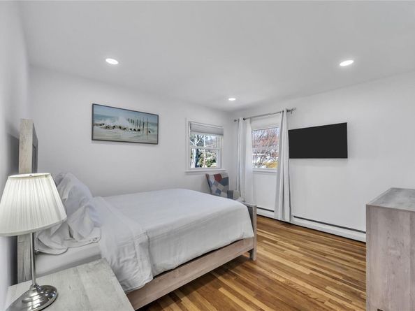 10 Carol Drive, Bethpage NY 11714