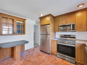 10 Carol Drive, Bethpage NY 11714