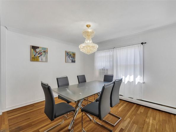 10 Carol Drive, Bethpage NY 11714