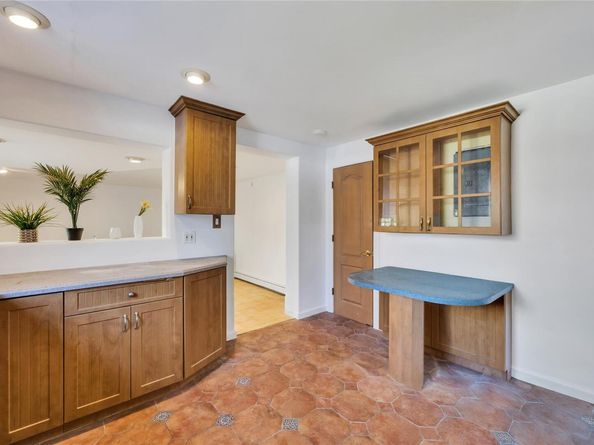 10 Carol Drive, Bethpage NY 11714