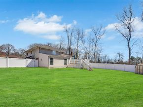 10 Carol Drive, Bethpage NY 11714