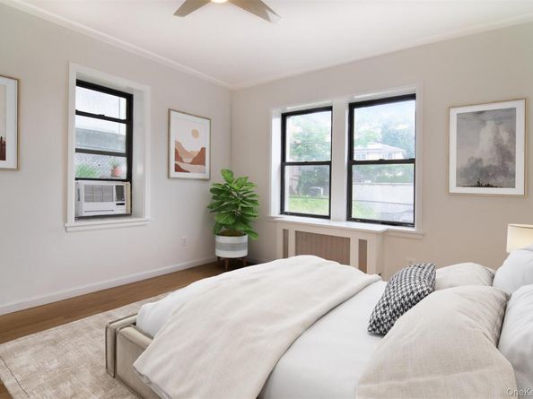 56 W Pondfield Road 1A, Bronxville NY 10708