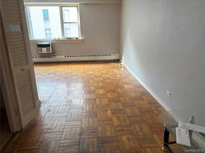 89-00 170 Street 2N, Jamaica NY 11432