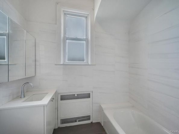 75-33 67th Road, Middle Village NY 11379