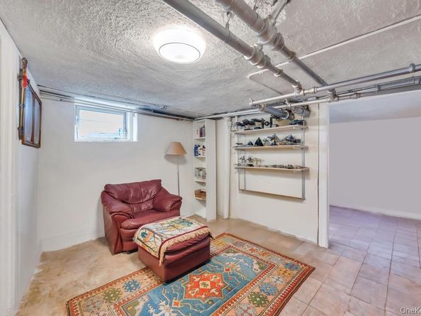 75-33 67th Road, Middle Village NY 11379