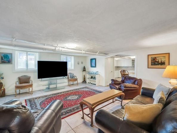 75-33 67th Road, Middle Village NY 11379