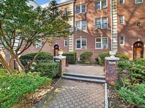 824 Palmer 2D, Bronxville NY 10708