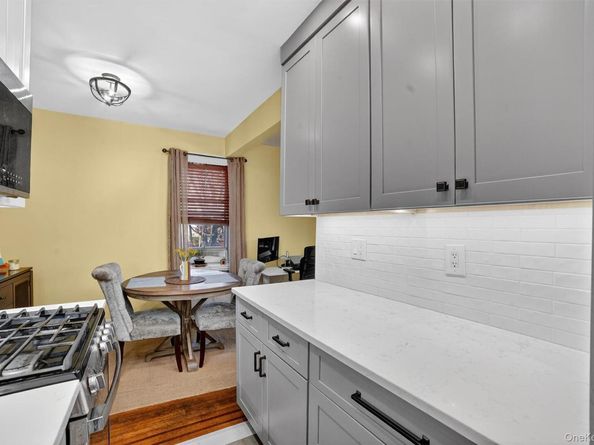 824 Palmer 2D, Bronxville NY 10708