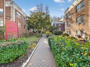 824 Palmer 2D, Bronxville NY 10708
