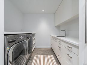 470 Lloyds Lane, Mattituck NY 11952