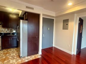 8510 Elmhurst Avenue 6B, Elmhurst NY 11373