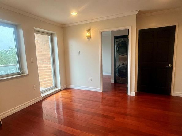 8510 Elmhurst Avenue 6B, Elmhurst NY 11373