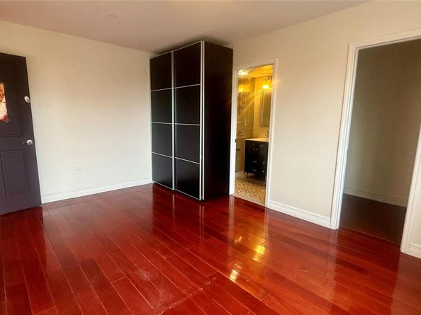 8510 Elmhurst Avenue 6B, Elmhurst NY 11373