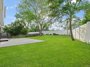 4 Haven Lane, Old Bethpage NY 11804