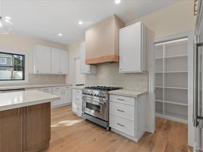 4 Haven Lane, Old Bethpage NY 11804