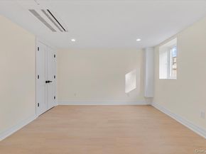 4 Haven Lane, Old Bethpage NY 11804