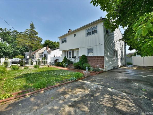 114 Frederick Avenue, Roosevelt NY 11575