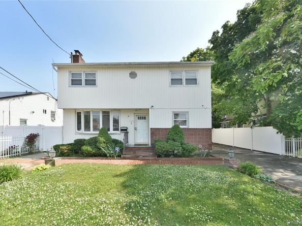 114 Frederick Avenue, Roosevelt NY 11575