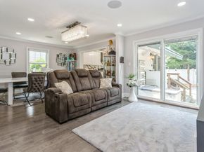 1 Howland Road, East Rockaway NY 11518