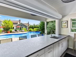 16 Dyke Road, Setauket NY 11733