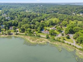 16 Dyke Road, Setauket NY 11733