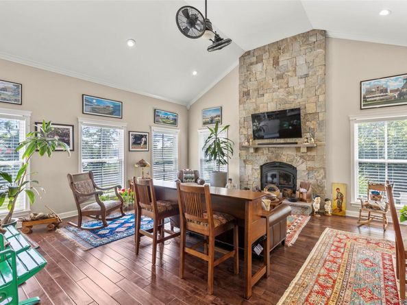 16 Dyke Road, Setauket NY 11733