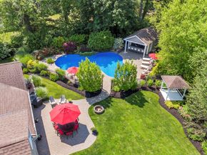 16 Dyke Road, Setauket NY 11733