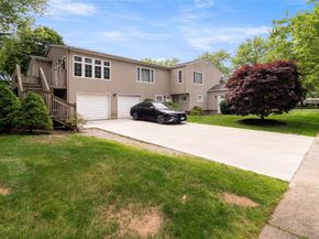 22 Pomper Drive, East Northport NY 11731