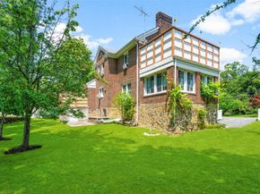 16 Wilson Drive, New Rochelle NY 10801