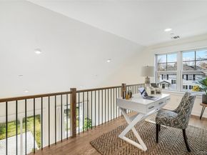 2040 Crompond Road 6, Yorktown Heights NY 10598