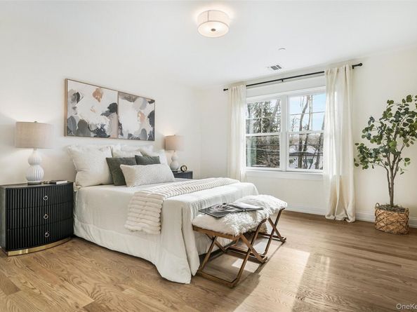 2040 Crompond Road 6, Yorktown Heights NY 10598