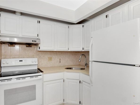 41-23 76th Street 2B, Elmhurst NY 11373