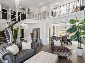 14 Hamlet Drive, Hauppauge NY 11788