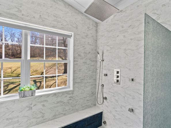 14 Hamlet Drive, Hauppauge NY 11788