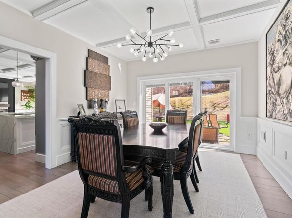 14 Hamlet Drive, Hauppauge NY 11788