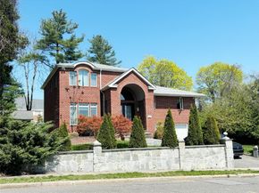 300 Ellen Place, Jericho NY 11753