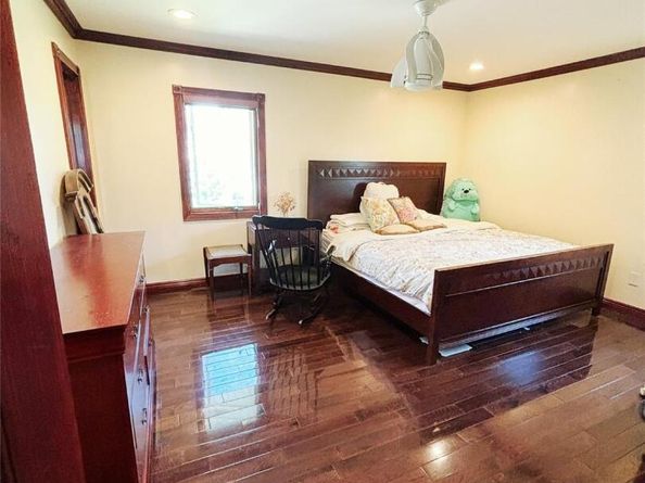300 Ellen Place, Jericho NY 11753
