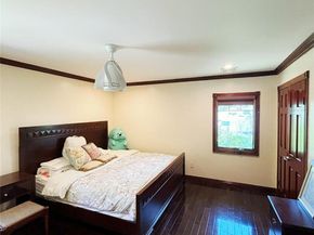 300 Ellen Place, Jericho NY 11753