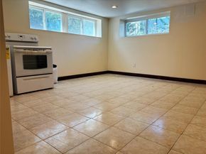 300 Ellen Place, Jericho NY 11753