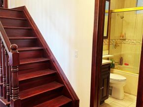 300 Ellen Place, Jericho NY 11753