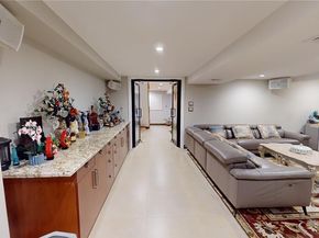 2 Summerwind Drive, Muttontown NY 11545